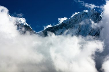 kangtega ve thamserku - namche bazar everest giderken yukarıda güzel bağlar Merkez kampına - nepal