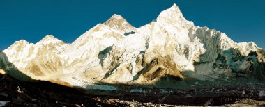 everest ve nuptse kala patthar dan görünüm