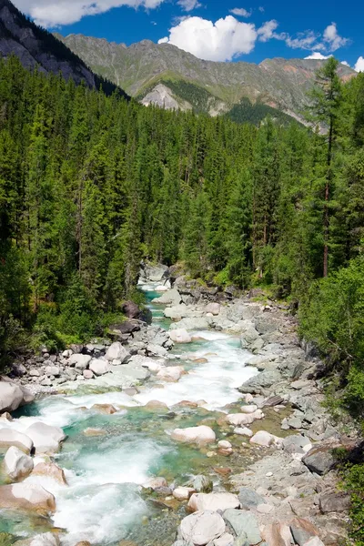 Sumak river - sayan mountains - buryatia - russia — Stock Photo, Image