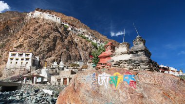 karsha gompa - Budist manastır zanskar vadi - ladakh - jamu ve Keşmir - Hindistan