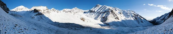 Morning panorama from Alay (Ali, Alaj) mountains - Kyrgyzstan — Stock Photo, Image