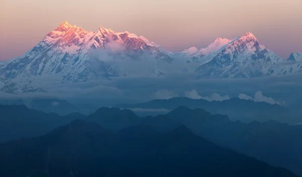 Vista nocturna del monte Annapurna - nepal —  Fotos de Stock