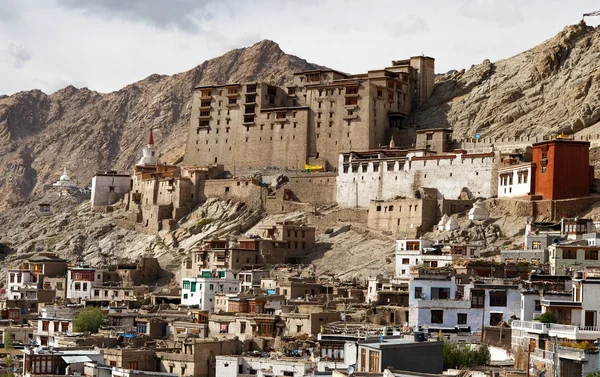 Leh palast - ladakh - jammu und kashmir - indien — Stockfoto