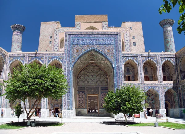 Detail from Ulugbek Medressa - Registan - Samarkand - Uzbekistan — Stock Photo, Image