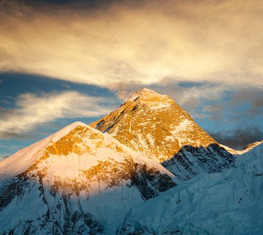 kala patthar - trek everest ana kampı - Nepal everest akşam manzarası
