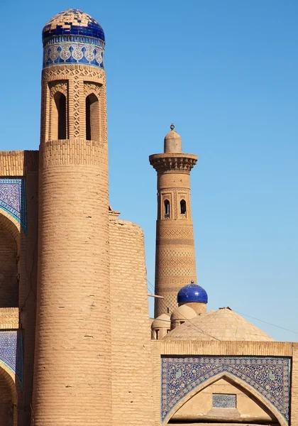 Juma Minarett - Detail aus Chiwa (chiva, heva, xiva, chiwa, khiveh) - Provinz Xorazm - Usbekistan - Stadt an der Seidenstraße — Stockfoto