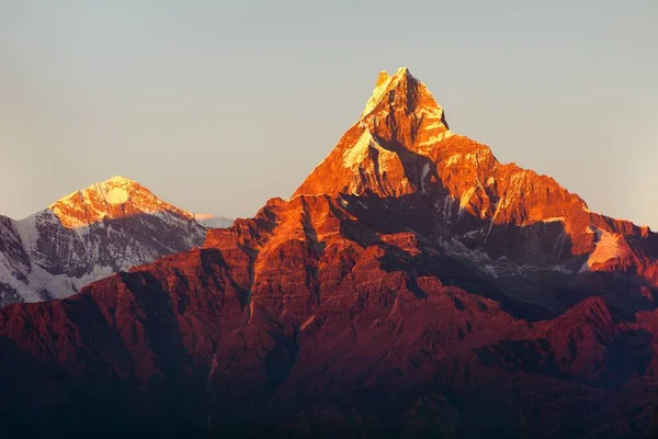 Red Colored Sunset View Mount Machhapuchhare Annapurna Area Nepal Himalayas — Stock Photo, Image