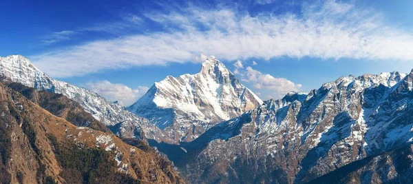 Гора Нанда Деви Красивым Небом Одна Лучших Гор Индийских Гималаях — стоковое фото