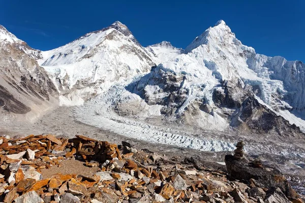 Prachtig Uitzicht Mount Everest Lhotse Nuptse Vanaf Basiskamp Pumo Weg — Stockfoto