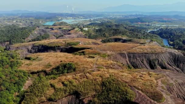 Letecký pohled na národní geologický park Feitian Mountain — Stock video