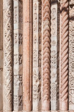 Mermer dekor, inley ve mermer sütunlar, san marco, St mark's Katedrali'nın üzerine oyma taş Meydanı, Venedik, İtalya