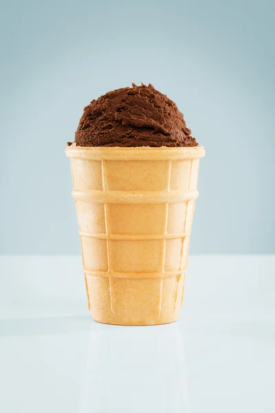 Scoop of chocolate ice cream in a waffle — Stock Photo, Image