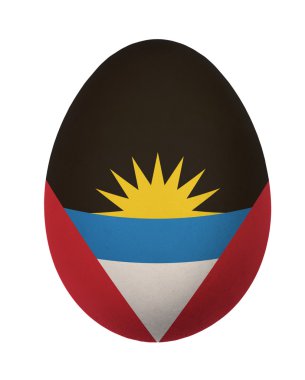 Beyaz arka plan üzerinde izole renkli antigua ve barbuda bayrağı Paskalya yortusu yumurta