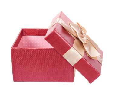 Beyaz arka plan üzerinde izole kırmızı hediye karton hediye kutusu