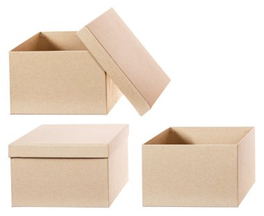 Beyaz arka plan üzerinde izole kare kahverengi sağlam karton kutu