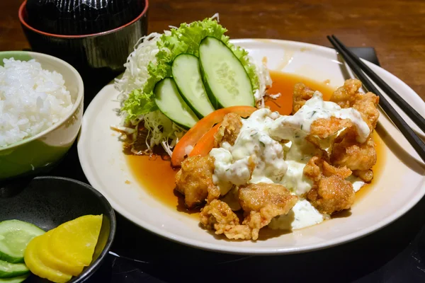 Japanese fried chicken with rice — Stock Photo, Image