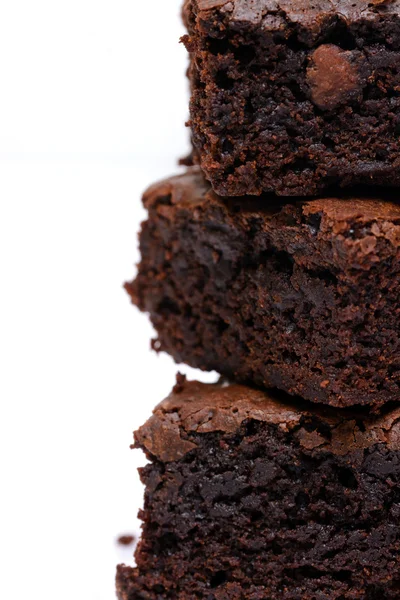 Brownie no fundo branco — Fotografia de Stock