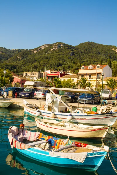 Barcos en el puerto Fotos De Stock Sin Royalties Gratis