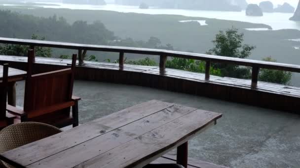 Balcón Con Mar Muchas Islas Mirador Fondo Día Lluvia — Vídeos de Stock