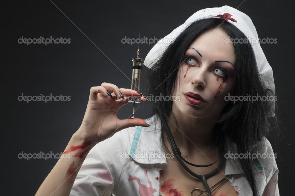 CONCURSO DE DISFRACES PORTAL GLOOK 2018: Bases e inscripciones Depositphotos_27870753-stock-photo-dead-nurse-holding-syringe-with