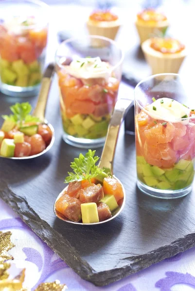 Bandeja de inicio de vacaciones con aperitivos — Foto de Stock