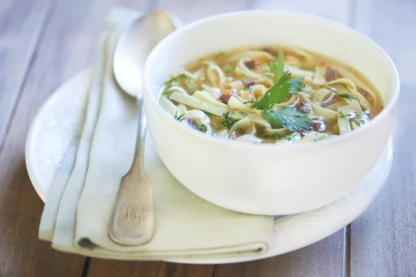 Noodle soup with turkey hearts — Stock Photo, Image