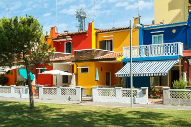 İtalyan Street renkli binalar