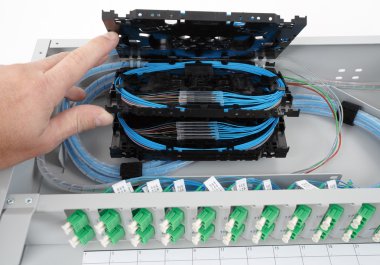 Fiber optik ek yeri kaset
