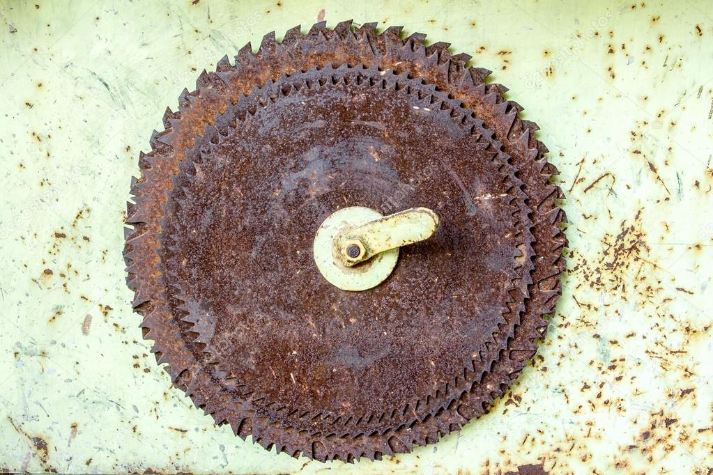 old rusted circular saw blades