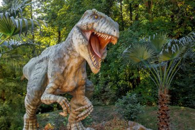 model of big tyranosaurus rex jungle clipart