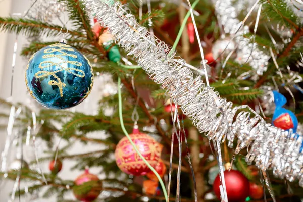 装饰圣诞树用球 — 图库照片