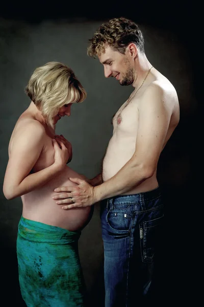 Loving happy couple, pregnant woman with her husband — Stock Photo, Image