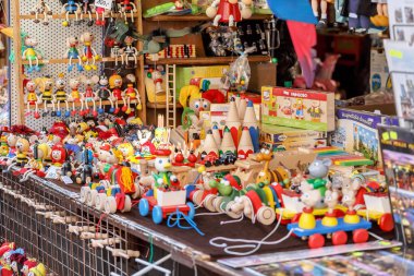 havels market, Hediyelik eşya dükkanı
