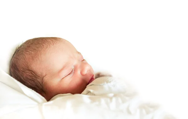 Sleeping newborn baby in the hospital — Stock Photo, Image