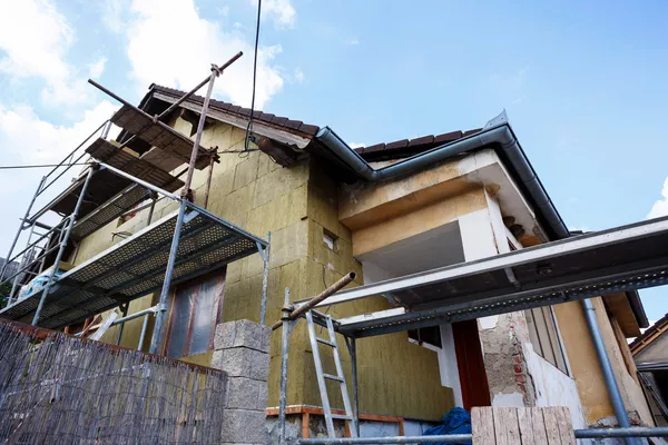 Construção ou reparação da casa rural — Fotografia de Stock