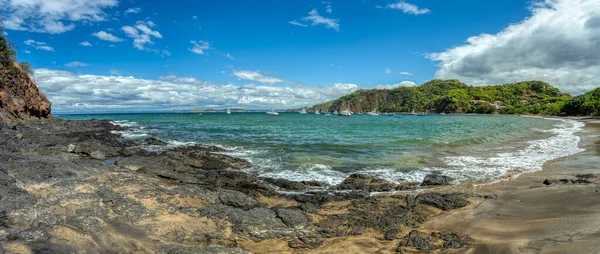 Playa Ocotal Fal Oceanu Spokojnego Skalistym Brzegu Coco Kostaryka Słynna — Zdjęcie stockowe