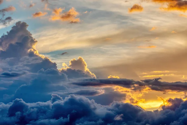 Вечерний Вид Облака Заката Идиллический Пейзаж Заката Тарколес Коста Рика — стоковое фото