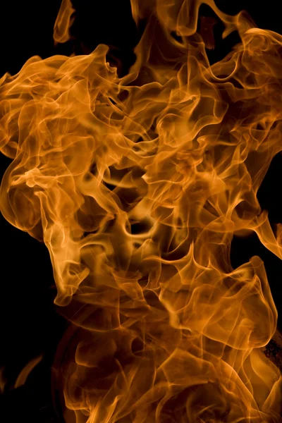 Tűz és lángok a fekete háttér — Stock Fotó