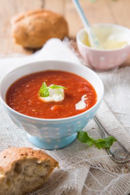 domates çorbası