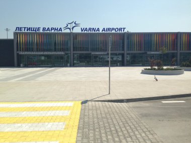 kalkış ve Varna Havaalanı yeni 2 terminal.arrivals