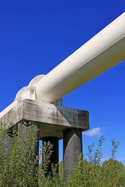 De hoge druk pijpleiding — Stockfoto