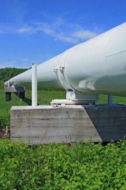 yüksek basınçlı boru hattı.