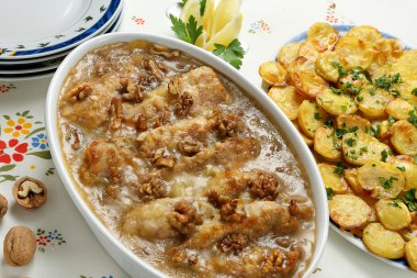 Fıstıklı limon soslu tavuk
