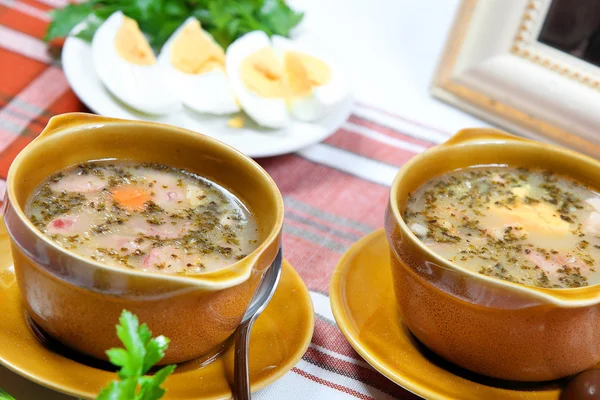 Sourdough, zur, zurek традиционный польский суп — стоковое фото