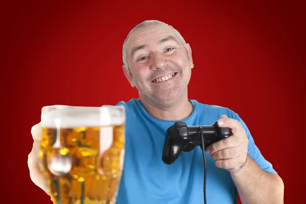 Beer and play — Stock Photo, Image
