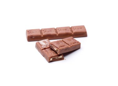 Çikolata dolu süt parçaları.