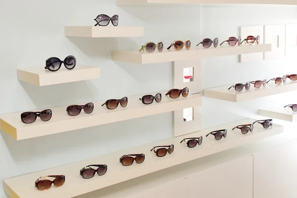 Pared de gafas de sol — Foto de Stock