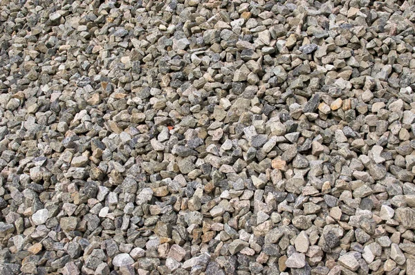 Большая Груда Мелких Гранитных Камней Заполняет Изображение Улице Утром — стоковое фото
