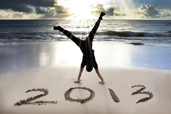 Happy new year 2013 on the beach — Stock Photo, Image