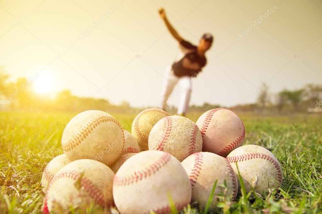 Baseball players to practice pitching outside — Stock Photo © tomwang